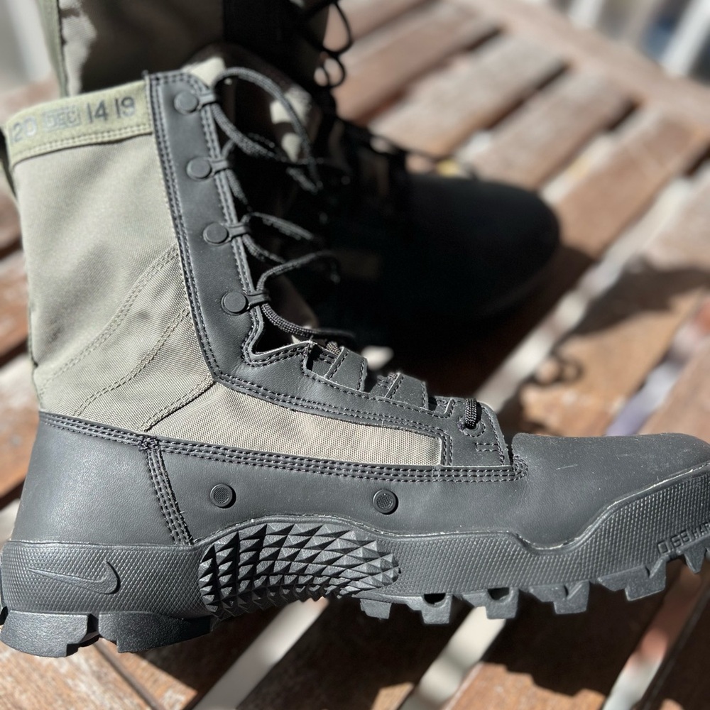 Nike SFB Jungle 'Army West Point' Black Tactical Boots, Size 10.5. - Picture 6 of 7